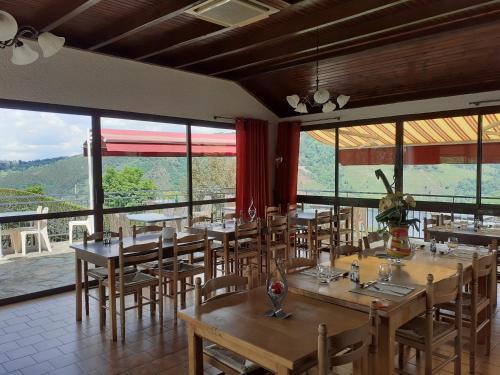 Restaurant, le belvedere de mallet in Laguiole