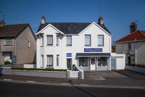 Antique House B&B - image 10