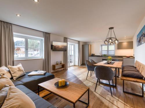 2 bedrooms, 3 beds