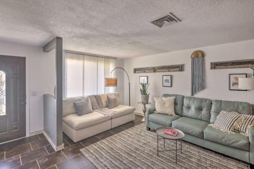 Serene Havasu Oasis Newly Remodeled with Views - main image
