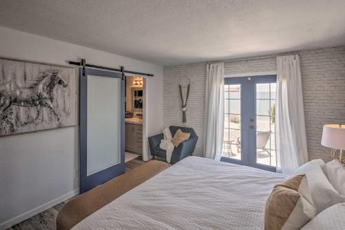 Serene Havasu Oasis Newly Remodeled with Views - image 8