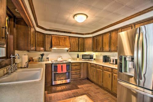 Schroon Lake Farmhouse with Historic Charm! - image 4