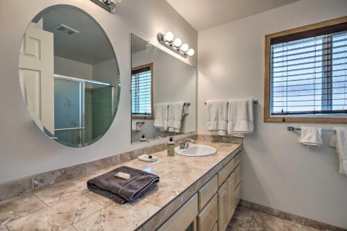Phoenix Midtown Home Near Shopping and Dining - image 14