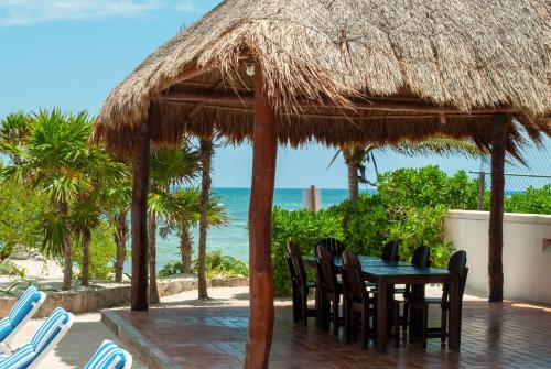 Akumal Tanik