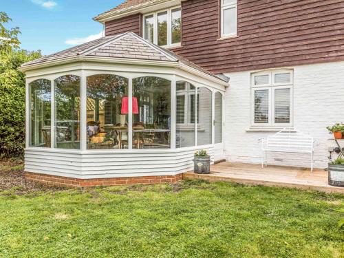 A szálláshely kívülről, Pass the Keys Pretty Three Bedroomed home near the Beach in Birdham