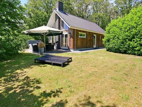 B&B Weerselo - Enticing Holiday Home in Reutum with Sauna - Bed and Breakfast Weerselo