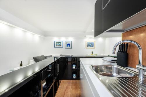 Luxury Apartment Set, Split (photo 9)