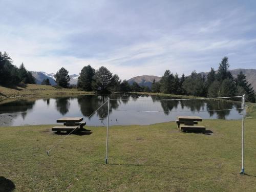 Tuvākā izklaides vieta, casa rural Dera Hont in Arres