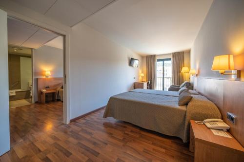 Hotel Medes II - image 2