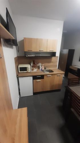 廚房, Ая in 弗拉察