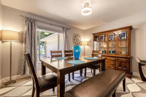 Villa Amazing View - Western rear exposure spectacular sunsets & Pool! - Roelens Vacations - image 12