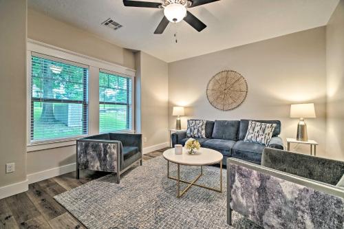 Luxury Lakefront Coldspring Home with Boathouse - image 5