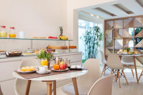 Luar de Geribá (Luar de Geriba) in Geriba Lake