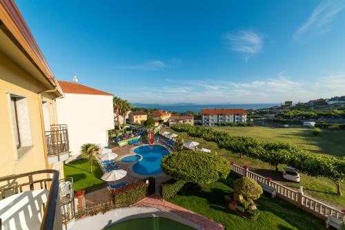 Triple Room with Sea View image 4