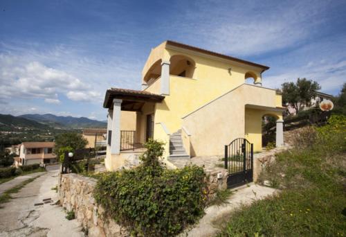 Appartamento per 4 persone Tanaunella