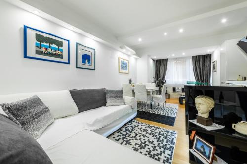 Luxury Apartment Set, Split (photo 7)