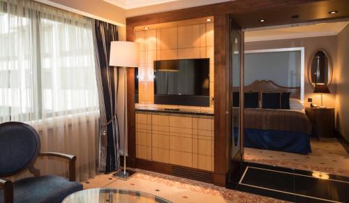 InterContinental London Park Lane an IHG Hotel - image 13