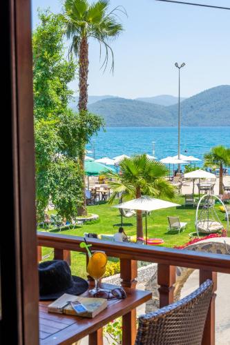 Seadmed, Iskelem Hotel in Akyaka