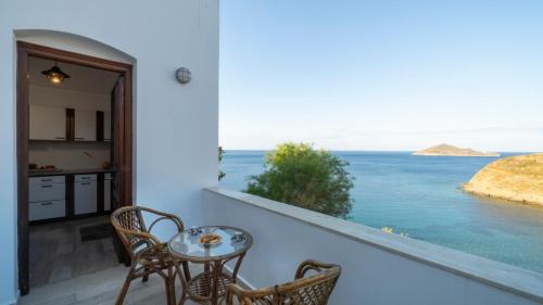 Ivi Beach Front Villa, Leros