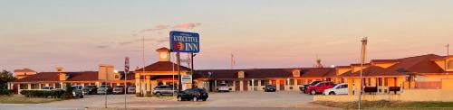 Cotulla Executive Inn Cotulla