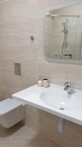 Сочи, Барселона Парк 1415, Курортныи проспект, 59