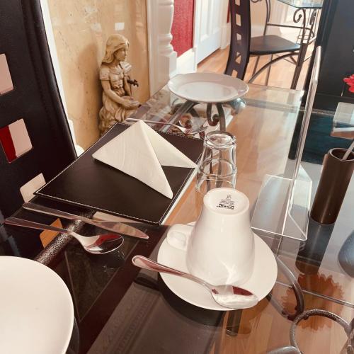 Beechwood Ensuite Guest House - image 10