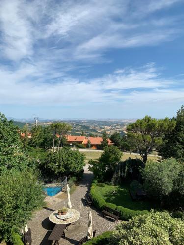 Hotel Tetto delle Marche - Ristorante dei Conti