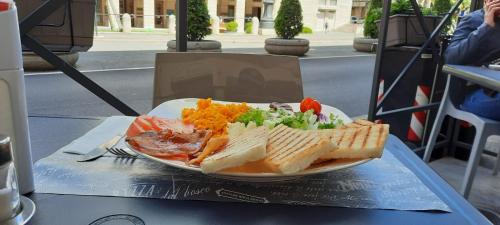 Hotel Sonya - image 11