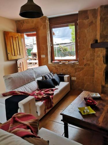  3 bedrooms house with enclosed garden at Sada 2 km away from the beach in Sada