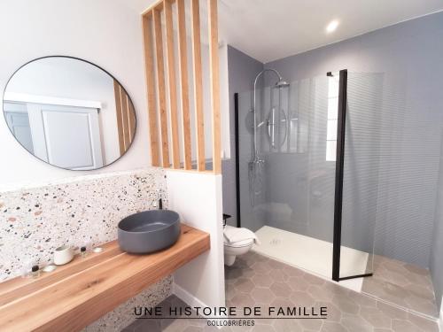 UNE HISTOIRE DE FAMILLE Room Type - Deluxe Double Room
