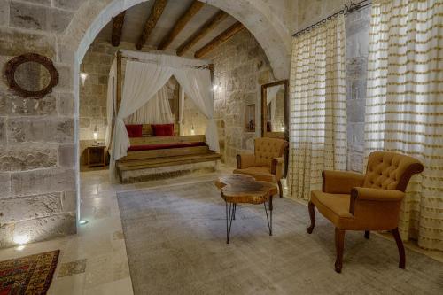 Hera Cave Suites Room Type - Cave Suite Room Hera Cave Suites Room Type - Cave Suite Room