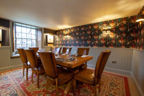 Restorāns, The Fox and Hounds Country Inn in Sinnington