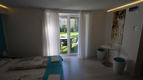 Anna Villa Füred Butik Rooms - image 9