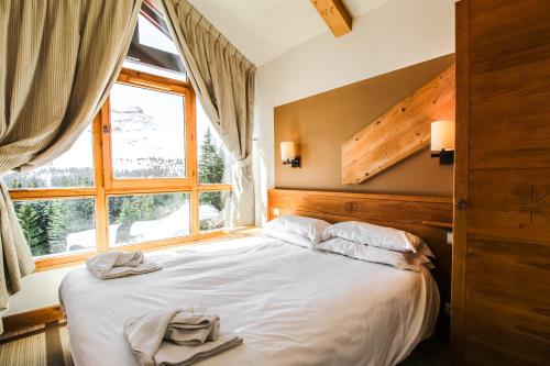 Cosy, modern 2-bed with fireplace & beautiful views - Location saisonnière - Arâches-la-Frasse
