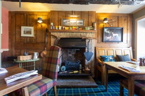 The Fox and Hounds Country Inn - image 10