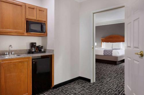 Sleeps 3