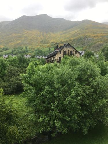  Acollidor Apartament a Vall de Boí in Pla de lErmita