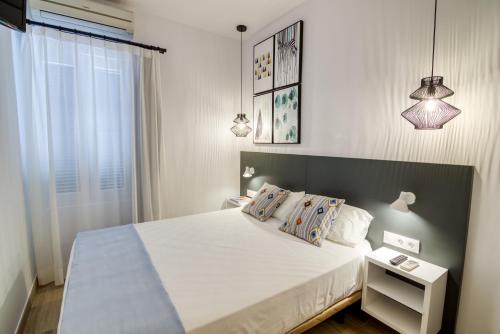 Hostal La Isla - image 2