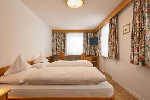 1 double bed