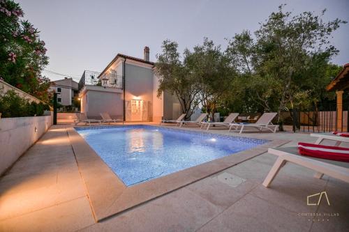 Villa Maria - Accommodation - Gostinjac