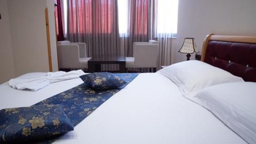 Alvero Hotel - image 4