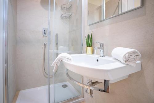 Hotel Suez - image 4