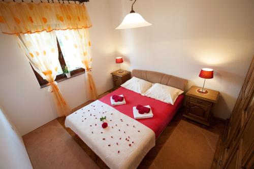 Two-Bedroom Apartment image 2