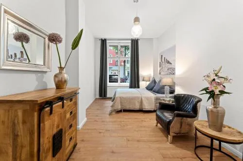 The Weichsel - Group Flat in Central Berlin, Family-Friendly, 3BR, 2 bath rooms, 4- 6 Guests in Berlin, Deutschland