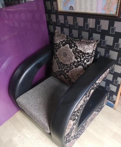 Bandra Dormitory Only for indian male – Bombay/ Mumbai, KY