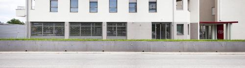 Wing Club Apartments - image 10