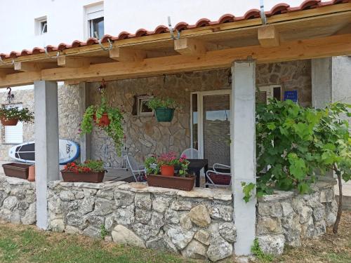  Apartment Mare, Pension in Babin Dub Pločanski