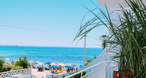 TORRE LAPILLO Fronte Mare in Centro con parcheggio coperto 1