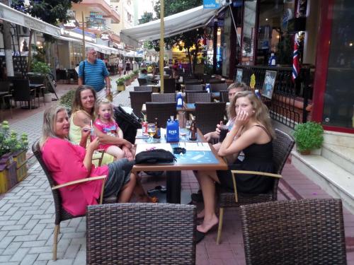 Musti Apart Hotel - image 2