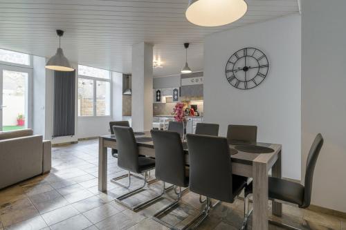 Les Nuits d'Anis - Appartements Hypercentre in เลอ ปูว์ ออง เวอเลย์